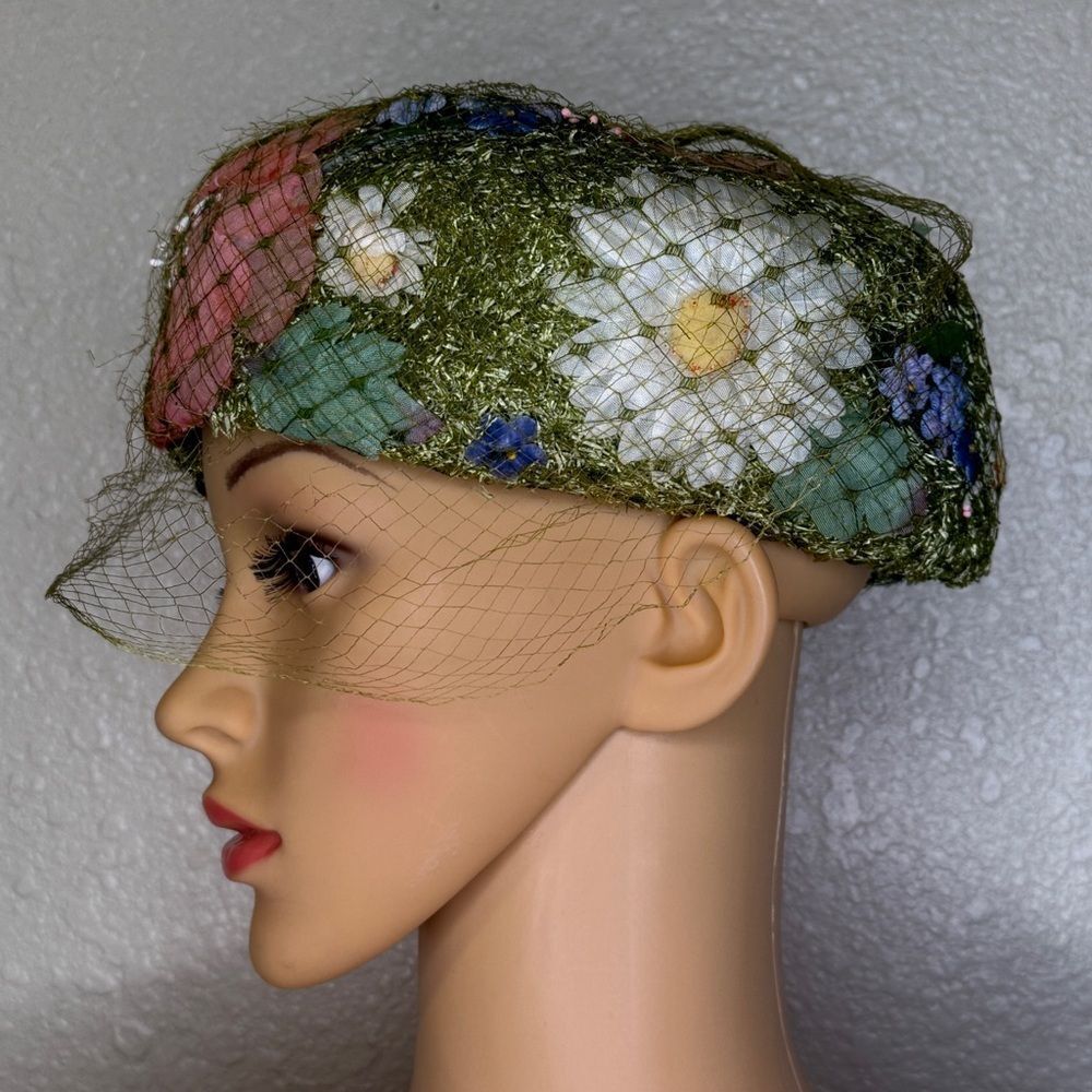 Vintage Rare Hutzler’s Pillbox Floral Tulle Net Fascinator Hat Green White Pink - Picture 3 of 15